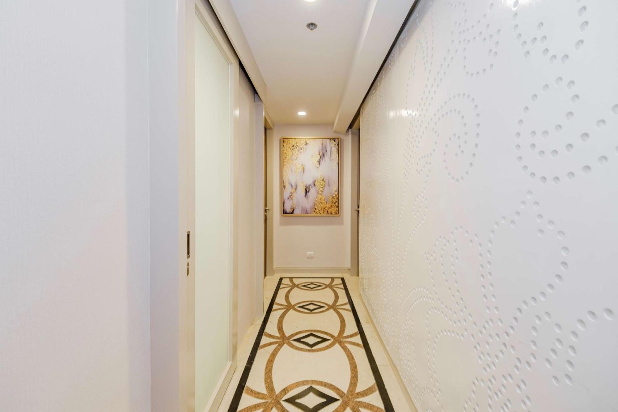 Eastwood Richmonde Manila Hotel