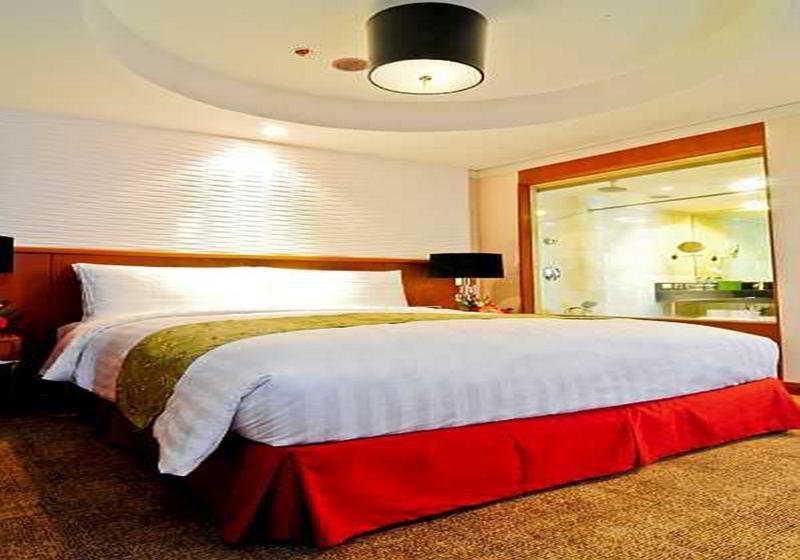 Eastwood Richmonde Manila 4*